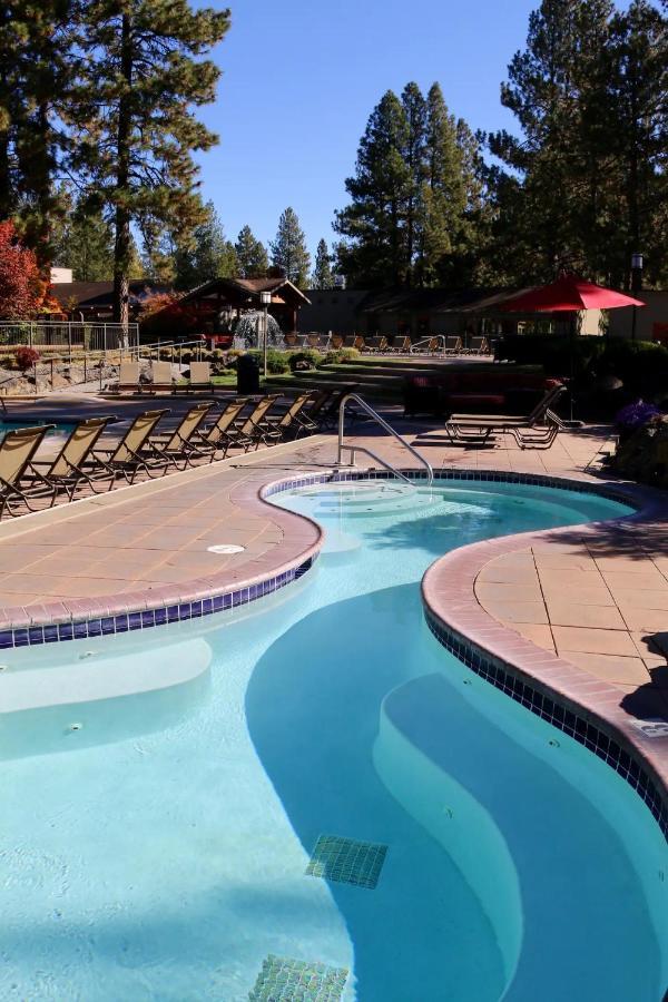 Seventh Mountain Resort Bend Exterior photo